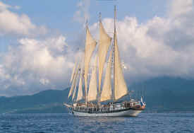 Windjammer off the quarter